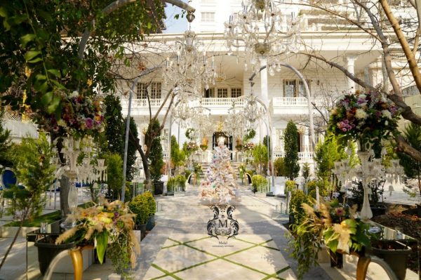 سالن عقد فضای باز