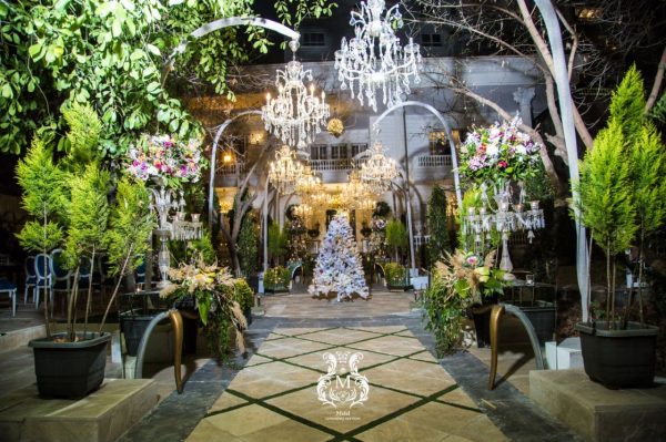 سالن عقد فضای باز