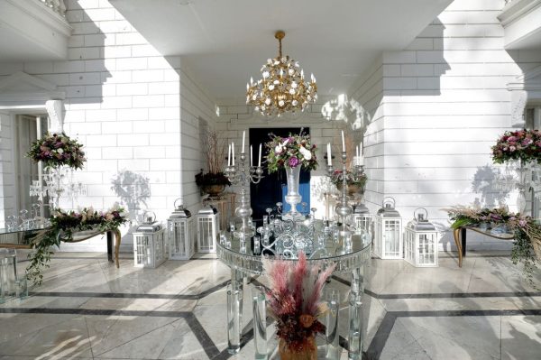 سالن عقد فضای باز